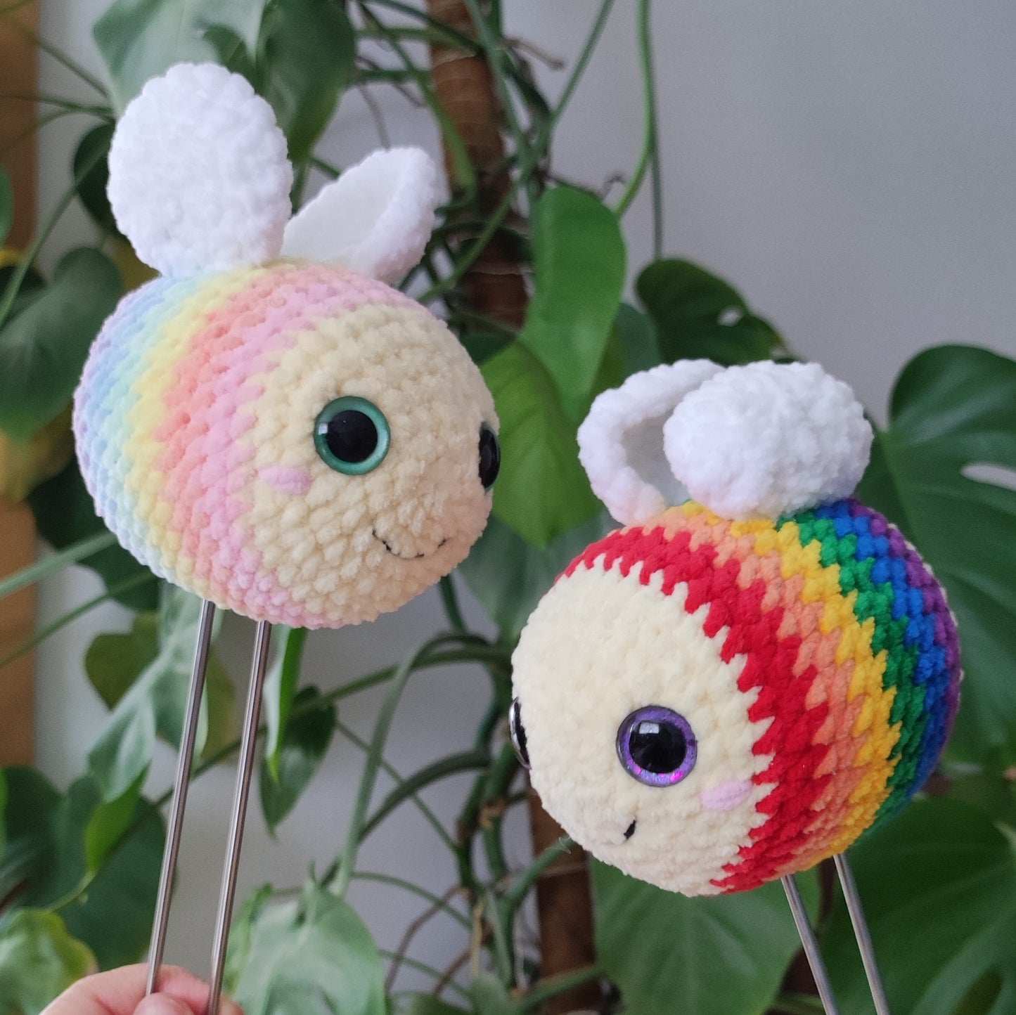 Dicke Regenbogenbiene