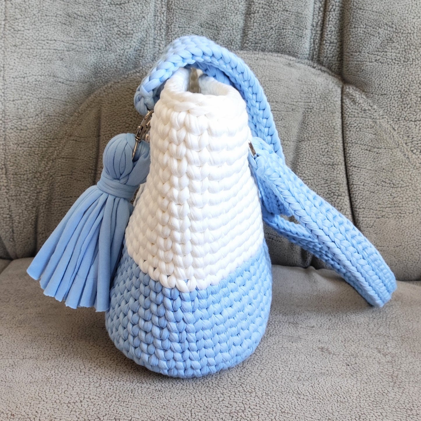 Tasche_2farbig_Schulter_seite