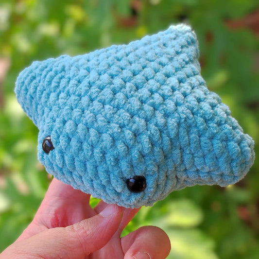 baby_rochen_kuscheltier_ruerkis_schraeg