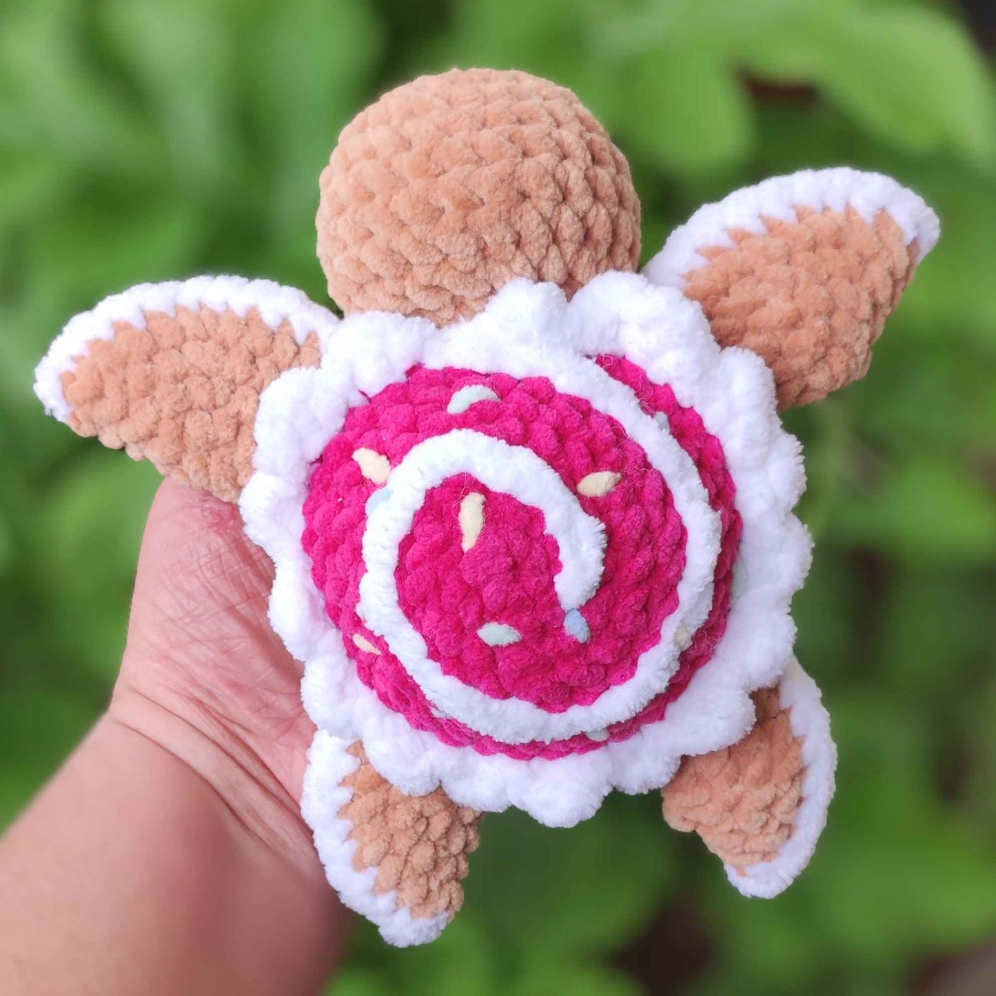 baby_schildkroete_kuscheltier_cupcake_drauf