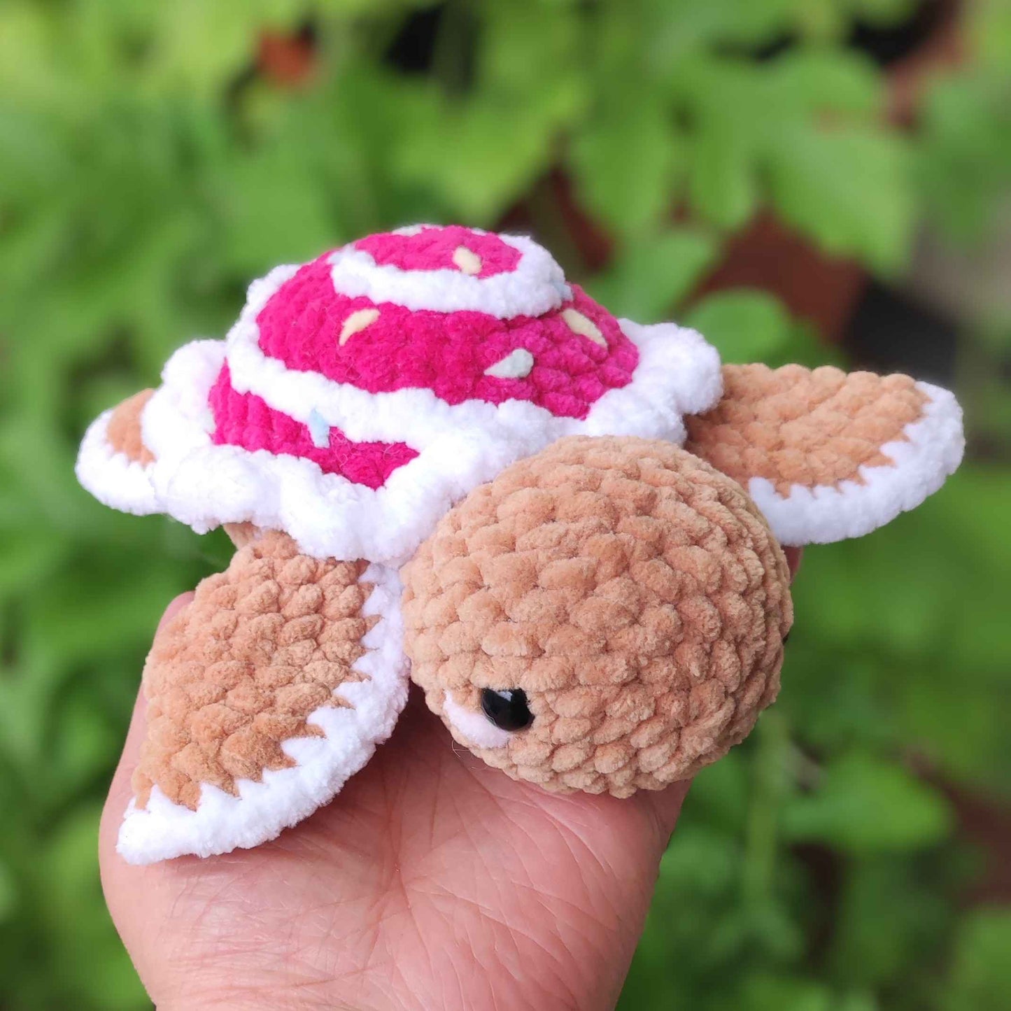 baby_schildkroete_kuscheltier_cupcake_schraeg