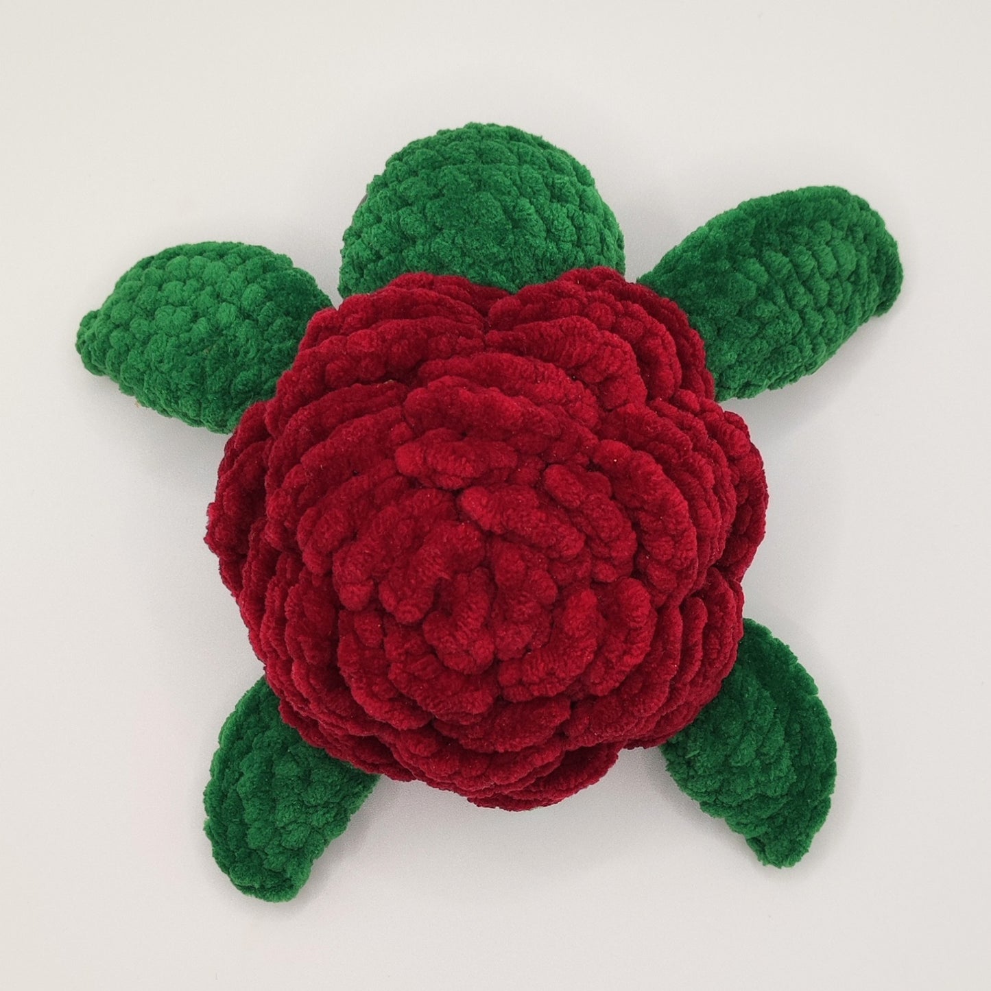 baby_schildkroete_kuscheltier_rose_drauf