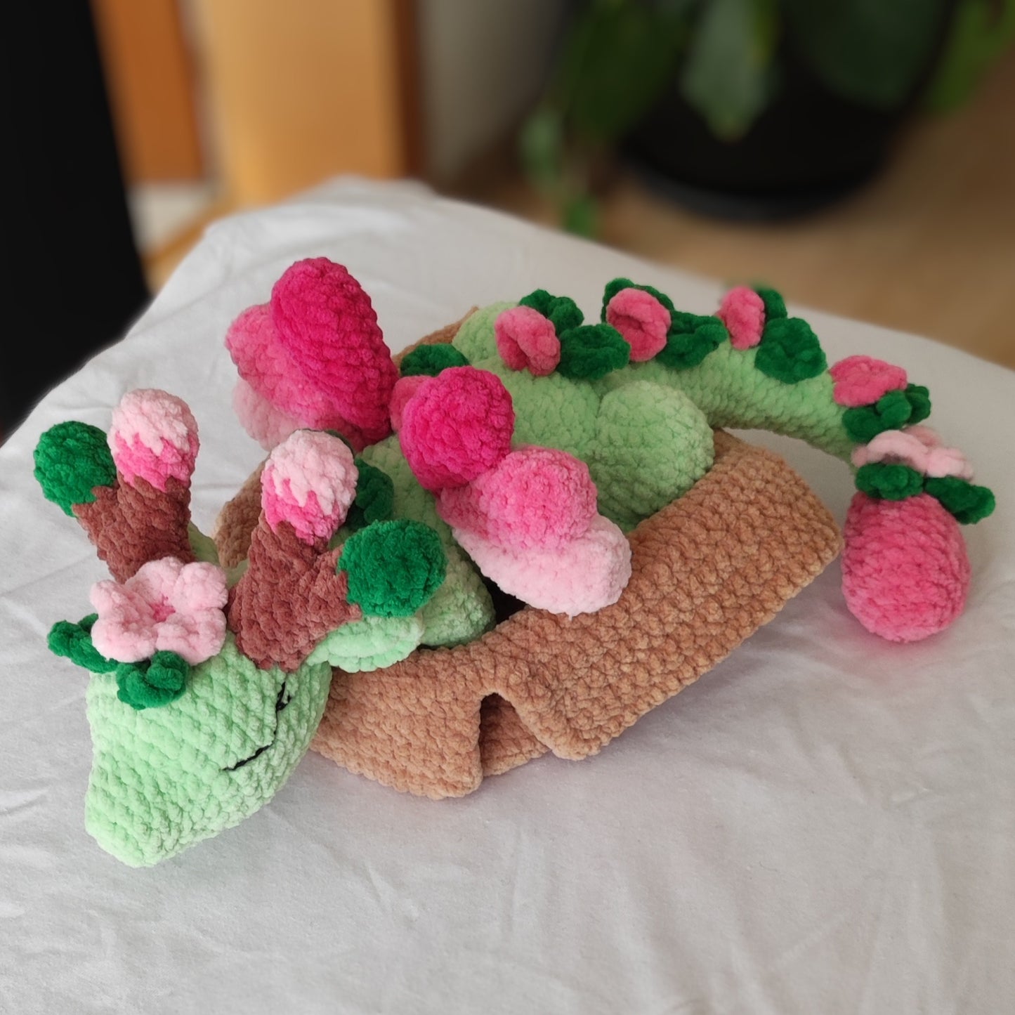 blumendrache_kuscheltier_sakura_schraeg5