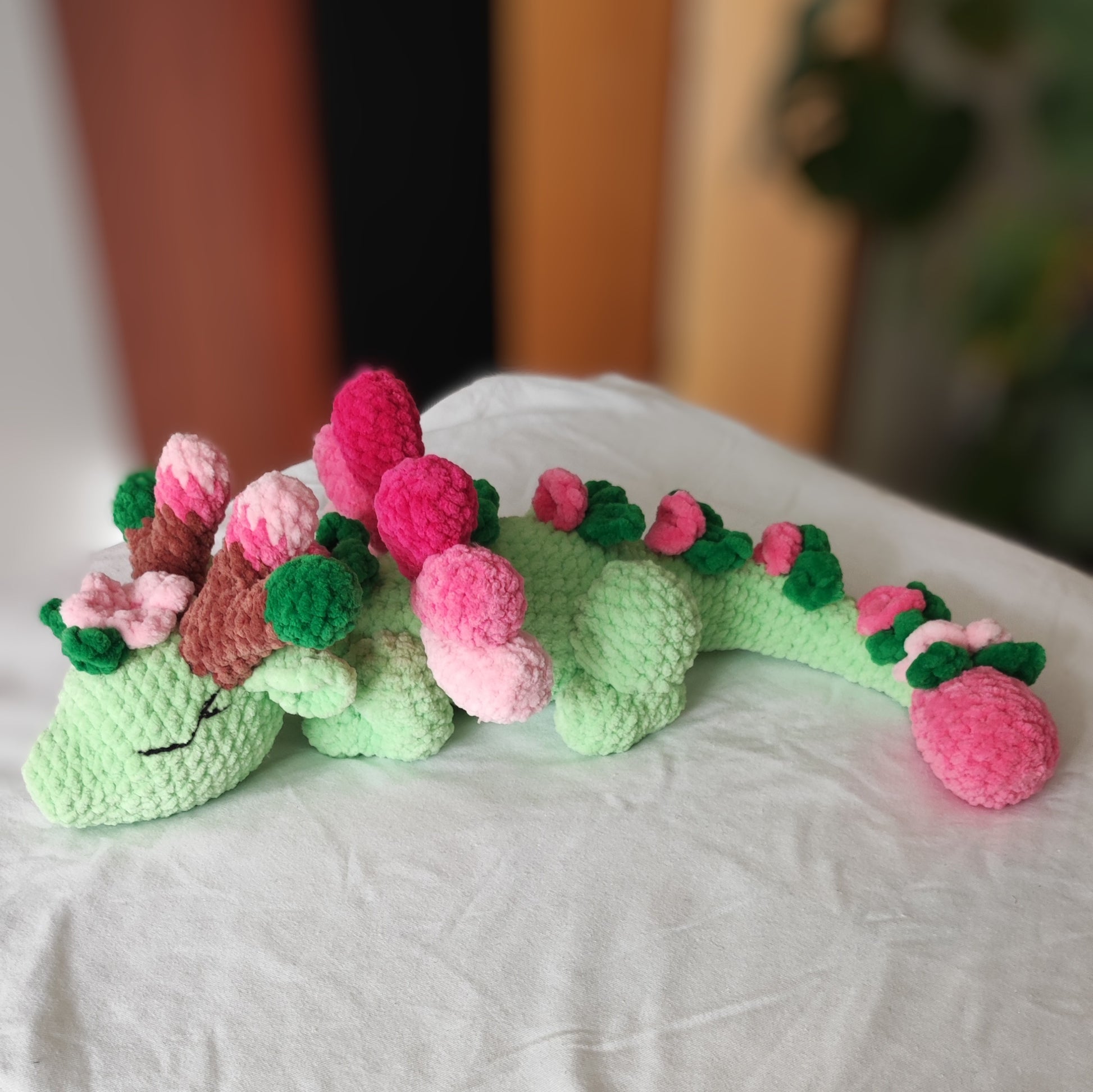 blumendrache_kuscheltier_sakura_seite2