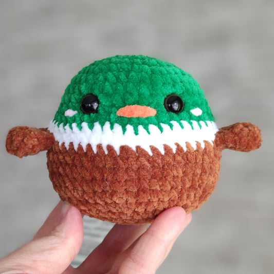 dickes_entchen_kuscheltier_gruenbraun_front