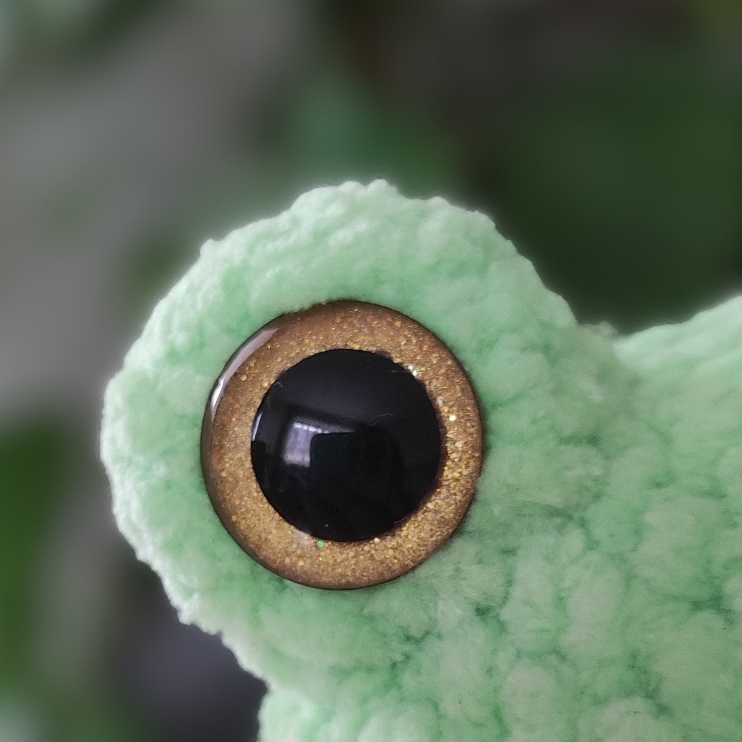 froschie_kuscheltier_gruen_auge