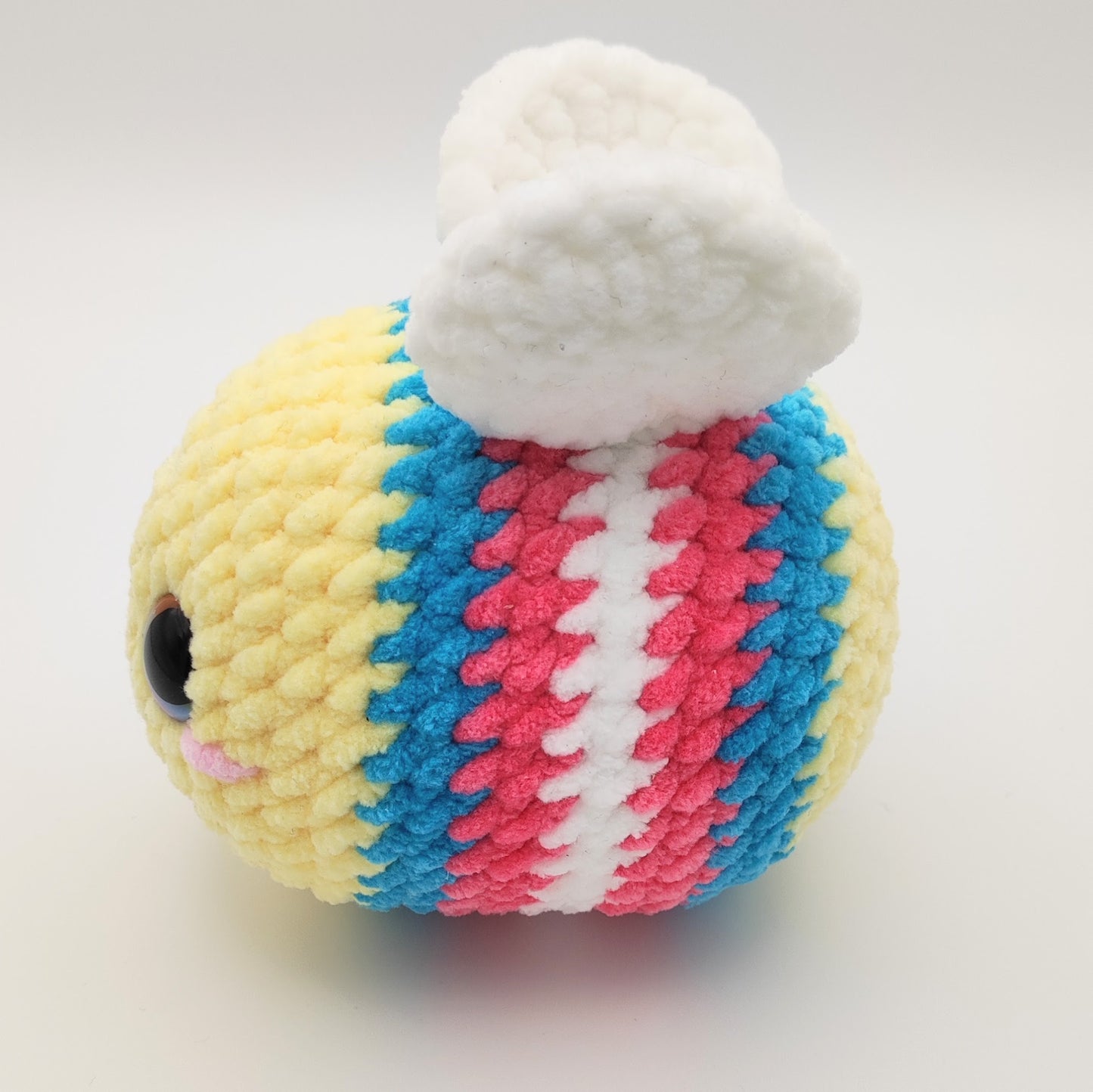pride_bees_kuscheltier_trans_side