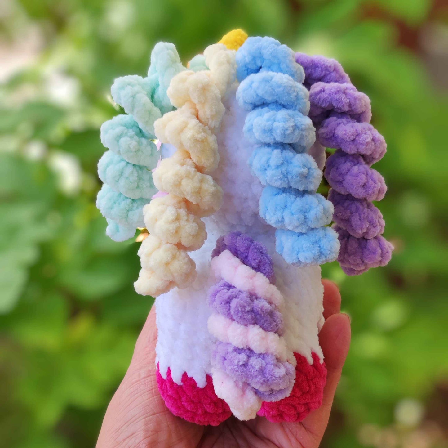 regenbogen_einhorn_kuscheltier_regenbogen_hinten
