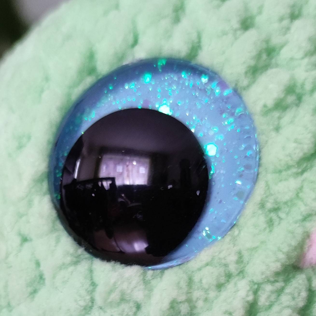 schildkroete_kuscheltier_daisy_auge