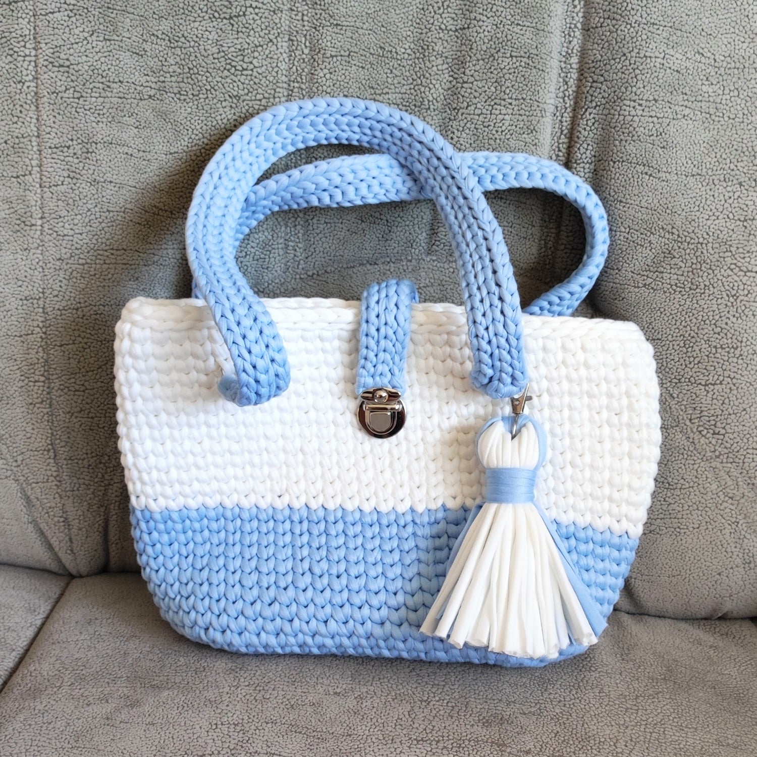 Tasche_2farbig_Schulter_front