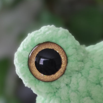 froschie_kuscheltier_gruen_auge